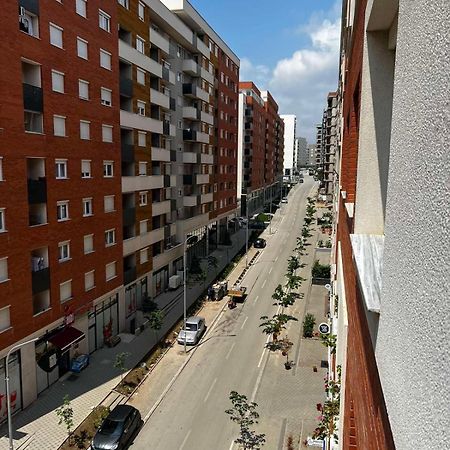 Blini Complex Lägenhet Pristina Exteriör bild